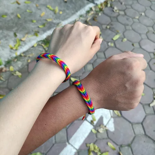 Vista 6 de LAMIBEE Pulsera tibetana con diseño de pansexualidad bisexual LGBT Proud Love Brazaletes de cuerda de amuleto y bohemio para mujeres y hombres