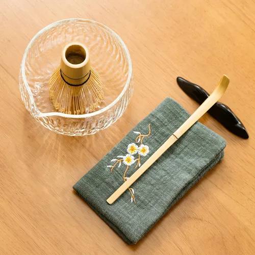 Vista 7 de DWEHIXBUY Juego de té japonés (7 piezas) Juego de batidor Matcha Bowl Matcha con boquilla de vertido Batidor de Matcha de bambú (chasen) Cuchara