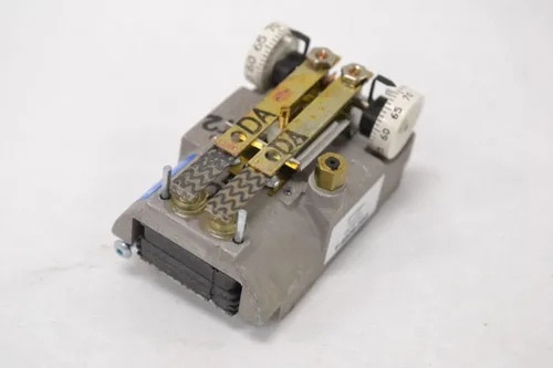 Vista 3 de Johnson Controls T-4506-203 Termostato de doble temperatura sin interruptor de indexación, acción directa, montaje horizontal