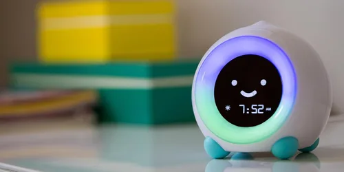Vista 7 de LittleHippo Mella: Reloj despertador para niños, entrenador de sueño para niños listo para despertar, luz nocturna, máquina de sonidos y OK