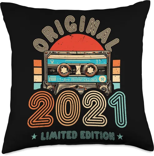Vista 4 de Retro Limited Edition 2021 Cassette Tape 5th Birthday Throw Pillow