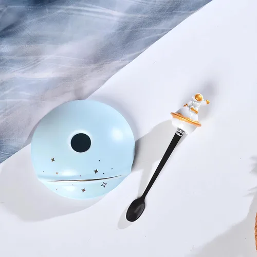 Vista 8 de Taza espacial de cerámica de 13 onzas con tapa y cuchara, taza de café Azul profundo