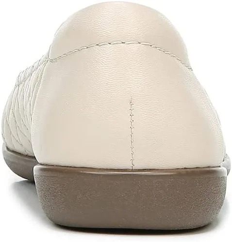 Vista 7 de Naturalizer Women's Flexy Ballet Flat Negro