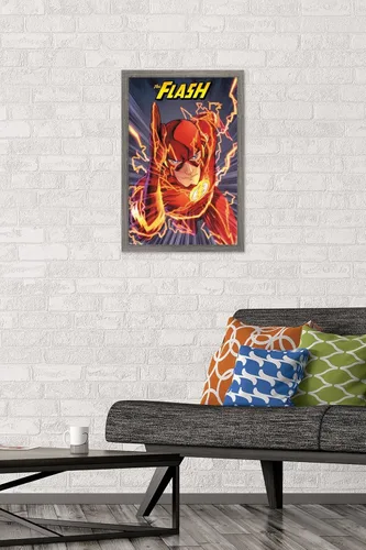Vista 2 de Trends International DC Comics The Flash - Póster de pared de velocidad, 22.4 pulgadas de largo x 14.7 pulgadas, versión enmarcada de madera