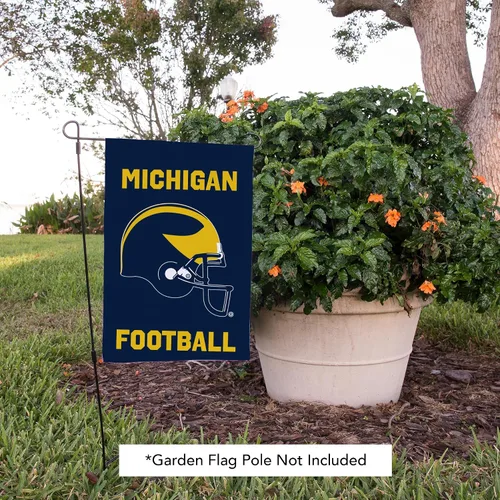 Vista 6 de Desert Cactus Bandera de jardín de la Universidad de Michigan UM – 19 x 12 pulgadas, bandera de Michigan Wolverines, para exhibición al aire libre
