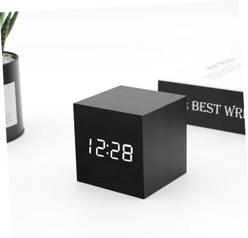 Vista 4 de Holibanna Batería LED de madera reloj de escritorio puertos de carga pequeño digital para oficina en casa