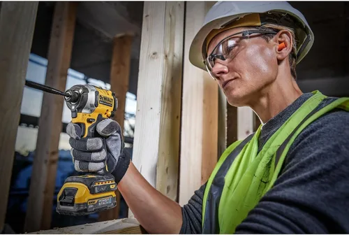Vista 8 de DEWALT Kit de taladro de impacto inalámbrico ATOMIC de 20 V, 1/4 de pulgada, batería y cargador incluidos (DCF850E1)