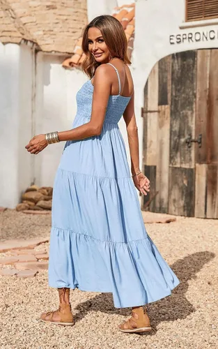 Vista 2 de Vestido largo de verano para mujer de PRETTYGARDEN, casual, bohemio, sin mangas, con tirantes delgados, fruncido, para playa, para el sol.