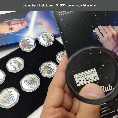Vista 6 de Star Wars The Rise of Skywalker Collection - Lado de luz - 8 monedas/medallas conmemorativas de los personajes más memorables, chapado y acabado a