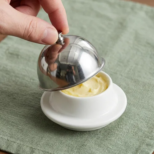 Vista 2 de Tofficu Mantequillera de cerámica con tapa, recipiente de mantequilla de cúpula de acero inoxidable para encimera, postre, cupcake, pastel de crema