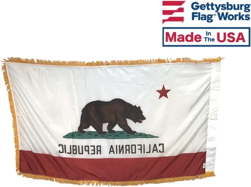 Vista 2 de Bandera de interior de California de 3 x 5 pies con dobladillo de poste y flecos ornamentales dorados