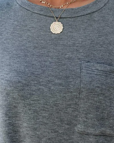 Vista 4 de WMZCYXY Camiseta de verano para mujer, sin mangas, cuello redondo, casual, holgada, con bolsillo