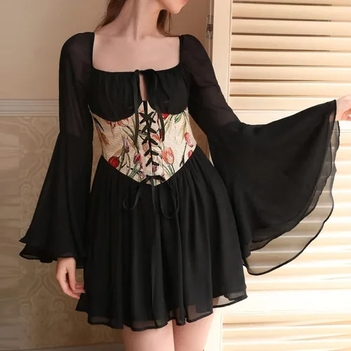 Vista 2 de Disfraz de mujer para Halloween, vestido renacentista para mujer, vestido de gasa con manga acampanada, vestido de corsé negro, vestido de novia