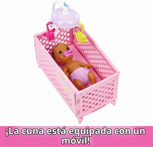 Vista 4 de Barbie Skipper Babysitters, Inc. Set de juego de cuna con muñeca, muñeca bebé con ojos dormidos, muebles y accesorios