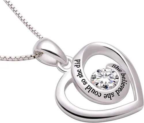 Vista 2 de ALOV Joyería de plata de ley con colgante de circonita cúbica de corazón con texto en inglés She believed she could so she did
