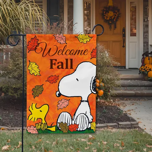 Vista 2 de Flagology, PEANUTS Falling Leaves Welcome Snoopy & Woodstock - Bandera de jardín de 12 x 18 pulgadas, bandera para exteriores, tela exclusiva