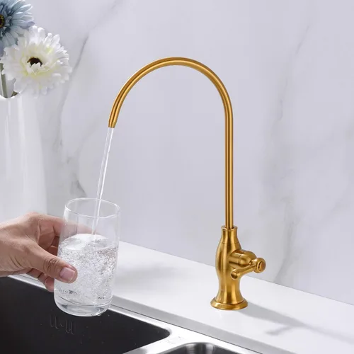 Vista 2 de Delle Rosa Grifo de agua potable de oro cepillado, grifo de filtración de agua comercial para sistema de filtro de agua debajo del fregadero, grifos