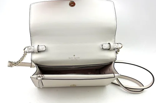 Vista 4 de Kate Spade New York Staci - Bolso cruzado pequeño con solapa (pergamino), Pergamino