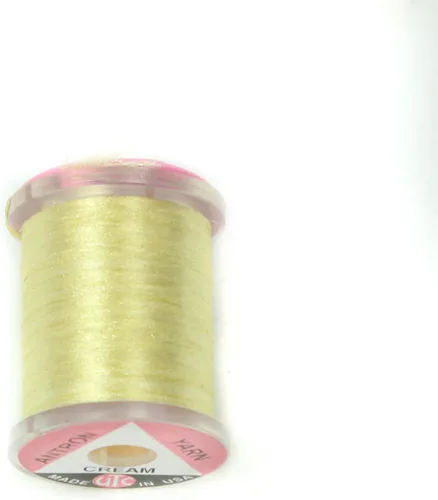 Vista 22 de UTC Spooled Antron Yarn