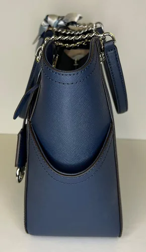 Vista 7 de Michael Kors Jet Set Travel Large Chain Shoulder Tote bundled with Large Continental Wallet and Purse Hook