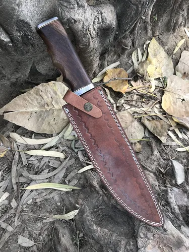 Vista 8 de RG-22 Cuchillo de caza hecho a mano de acero de Damasco de 13.5 pulgadas - Mango de madera exótica Marindi