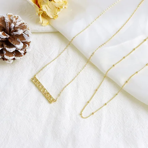 Vista 4 de Fettero Collar con colgante de oro gargantilla en capas con moneda abierta círculo de karma completamente nueva luna creciente chapada en oro de 14