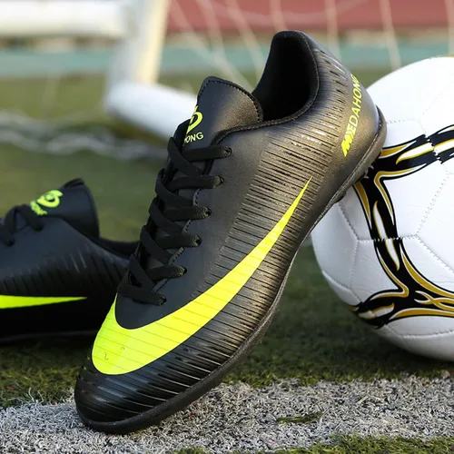 Vista 5 de UYO Zapatos de fútbol de interior para hombre, tacos de fútbol bajos, con cordones, antideslizantes, para deportes, fútbol sala TF