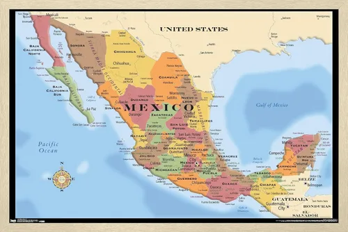 Vista 11 de Trends International Map - Póster de pared de México, 14.725" x 22.375", versión con marco de madera de granero