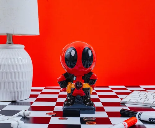 Vista 8 de Silver Buffalo Deadpool Chibi Stance - Banco pequeño de monedas de cerámica