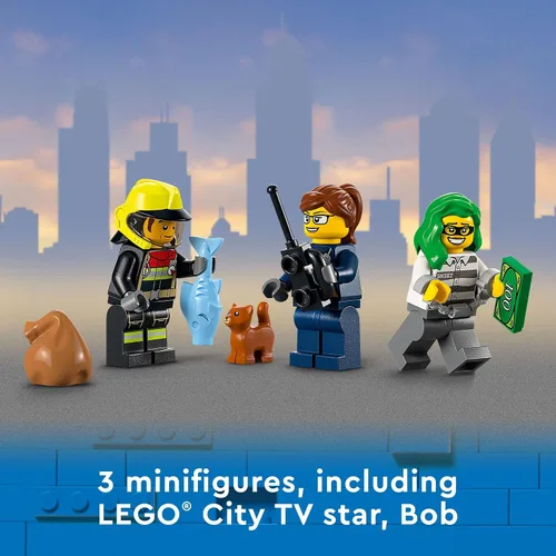 Vista 5 de LEGO City Fire Rescue & Police Chase - Juego de construcción de bomberos y policía para niños, con 3 minifiguras, camión de emergencia, patrulla