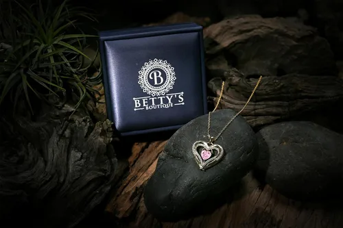 Vista 8 de BB Gold Birthstone Necklace for Women Birthstone Jewelry for Mom Necklace with Heart Pendant - 14K Gold Plated Sterling Silver Heart Necklace Gift