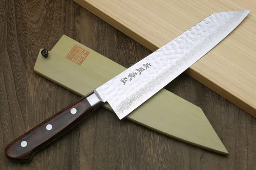 Vista 2 de Yoshihiro VG-10 Cuchillo de chef japonés multiusos de punta de espada de Damasco martillado Kiritsuke de 8.25 pulgadas, mango de caoba