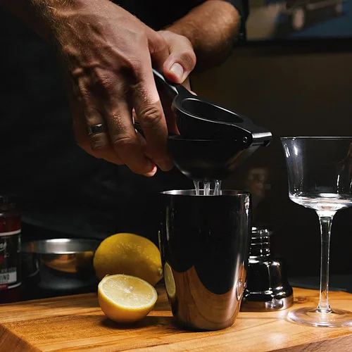 Vista 4 de Viski Exprimidor de cítricos negros, exprimidor de cítricos, exprimidor de limón para cócteles, accesorios de bar, exprimidor de lima negro mate