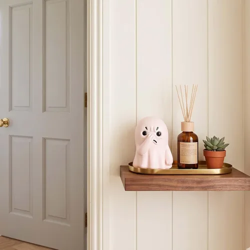 Vista 7 de Figura de fantasma de nariz sosteniendo: divertida estatua de fantasma de Halloween para decoración de baño o estante, adornos espeluznantes