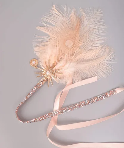 Vista 6 de Aimimier - Diadema de plumas de champán con cadena de diamantes de imitación para mujer y niña