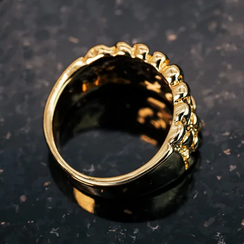 Vista 4 de Anillo de pepita chapado en oro, estilo hip hop, anillo chapado en oro de 14 quilates para hombres y mujeres, disponible en tamaños 7 a 12, metal