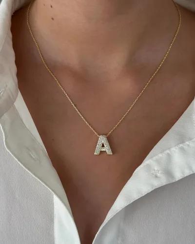 Vista 2 de Elizz Jewels Collar con inicial de letra CZ de burbuja, dije con nombre con dije del alfabeto, collar de globo de circonita cúbica brillante