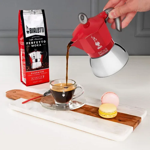 Vista 2 de Bialetti - Moka Induction, Olla Moka, apta para todo tipo de placas, 6 tazas de café expreso (9.4 onzas), rojo
