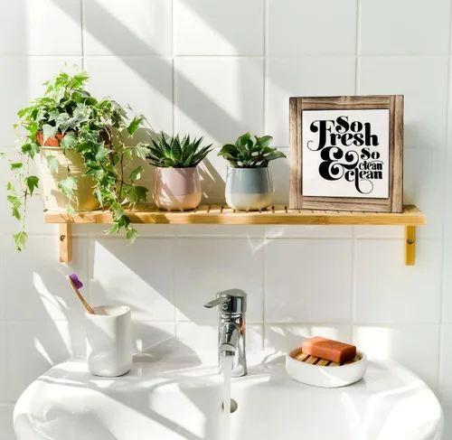Vista 5 de Divertida Placa de Madera para Baño, So Fresh So Clean, Placas de Madera Box Decoración de Escritorio 5.9×5.9×0.7 pulgadas, Letreros Pequeños