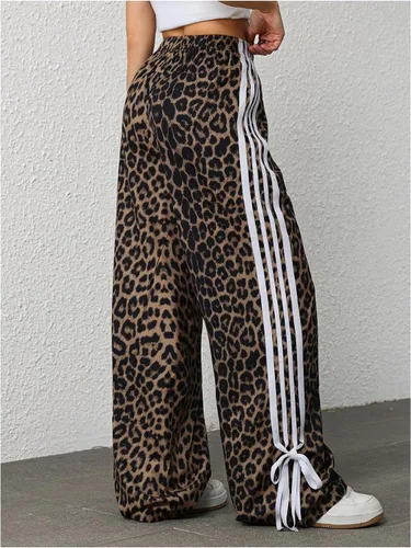 Vista 2 de Floerns Pantalones de pierna ancha con estampado de leopardo a rayas Y2K Marrón oscuro