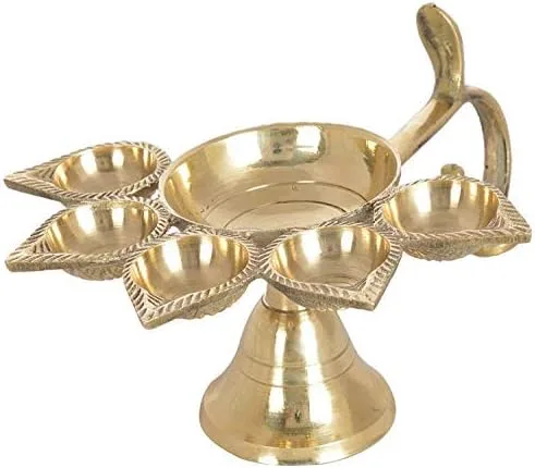 Vista 4 de Frienemy Presents - Lámpara de aceite de latón para Diwali, 1 unidad (6 pulgadas) #Frienemy-022