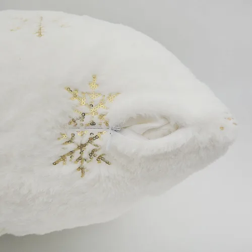 Vista 6 de LIGICKY Juego de 2 fundas de almohada de piel sintética blanca esponjosa con copos de nieve de lentejuelas doradas, decorativas, suaves, peludas