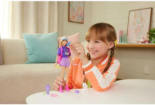 Vista 8 de Barbie Malibu Outdoor Adventures Moda Muñeca con traje de aventura