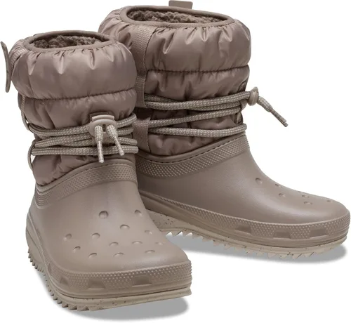 Vista 4 de Crocs Botas cortas clásicas Neo Puff para mujer, Diseño de hongo