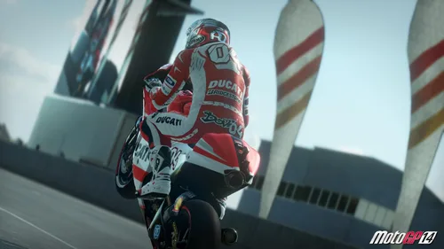 Vista 28 de MotoGP 14 - Xbox 360