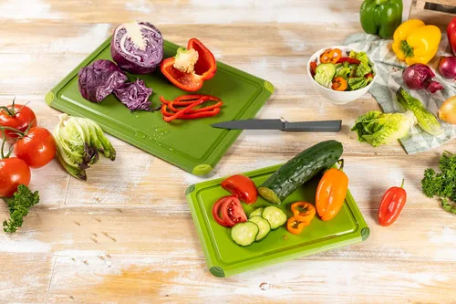 Vista 6 de Kuhn Rikon Colori+ Tabla de cortar pequeña (verde claro) 9.75" x 6.75