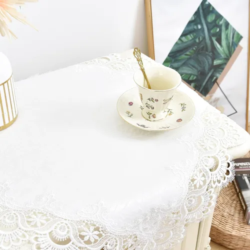 Vista 3 de Wolkemer Paquete de 2 manteles cuadrados pequeños de jacquard de encaje blanco elegante para decoración de mesa para el hogar, bufanda de tocador