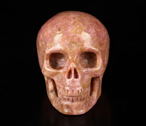 Vista 3 de Skullis Calavera de cristal de rodonita rosa y negra, escultura de arte fino de piedras preciosas talladas a mano, estatua de piedra curativa