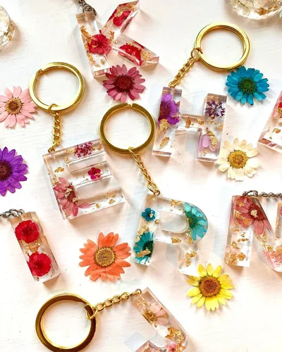 Vista 4 de YouthBro - Juego de 60 flores secas blancas prensadas con margaritas – Juego de 60 flores naturales reales para resina, bricolaje, joyas, velas