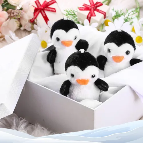 Vista 4 de Skylety 8 Piezas Mini Animales de Peluche de Pingüino de 4 Pulgadas a Granel Llaveros de Peluche de Pingüino para Regalos de Favor de Fiesta de Negro